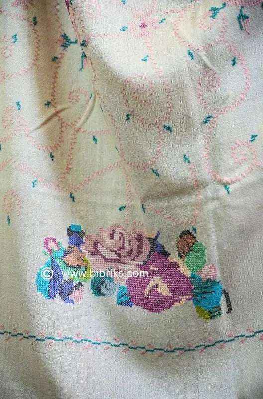 Luxury Handloom Cross-Stitch Wool Shawl – Floral Border & Net Embroidery | 300g | Handmade in Swat