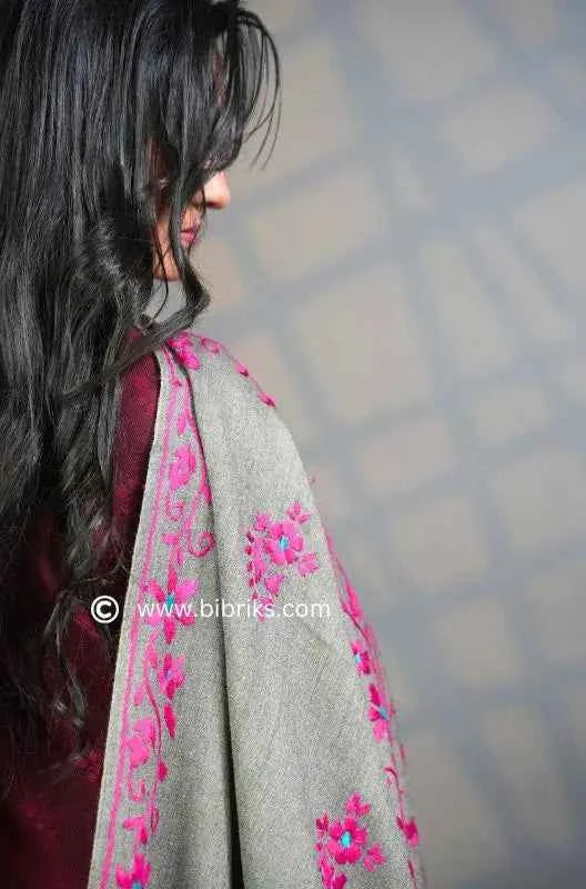 Floral Border Wool Shawl – Medium Embroidery | Handloom | Handmade in Swat