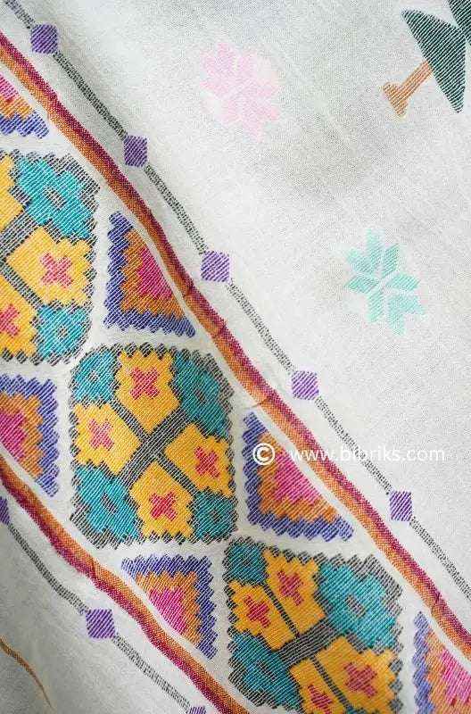 Exhibition-Quality Patti Shawl – Handwoven Masterpiece from Swat | Scenic & Heart Motif | 310g