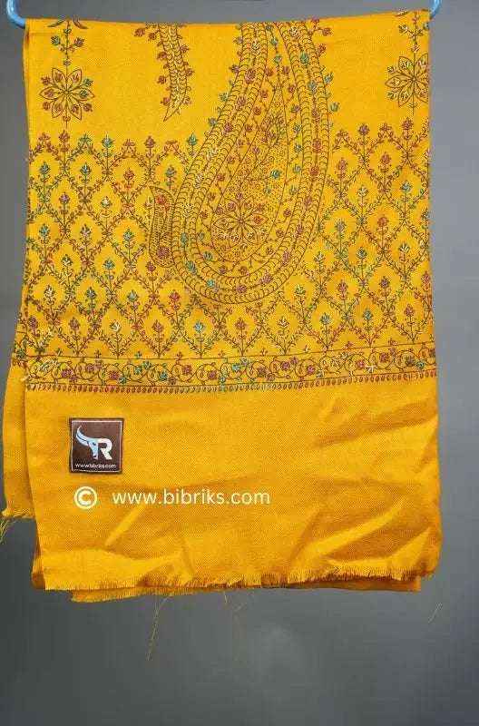 Exquisite Handcrafted Floral Needle Embroidered Scarf: Artistry from Salampur Swat