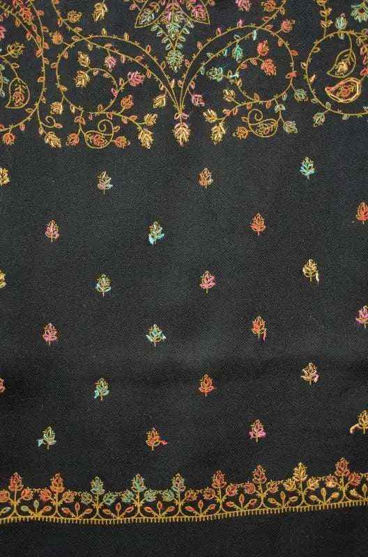 Exquisite Handcrafted Floral Needle Embroidered Scarf: Artistry from Salampur Swat