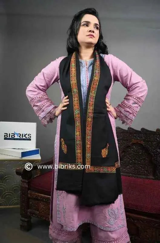 Exquisite Handcrafted Floral Needle Embroidered Scarf: Artistry from Salampur Swat