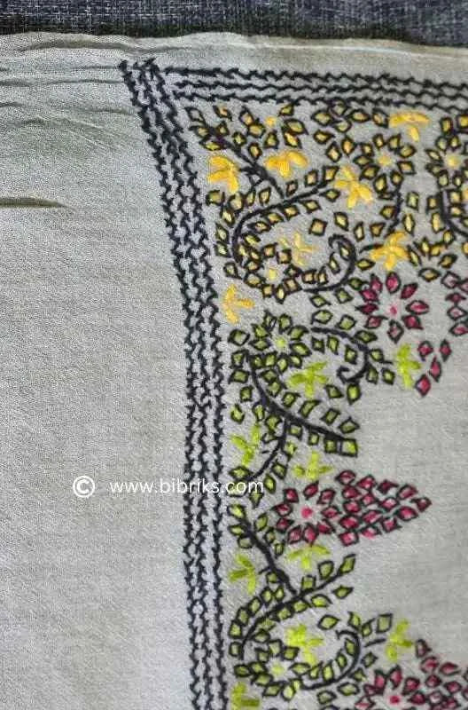 Handloom Wool Kashmiri Shawl – Heavy Border Embroidery | Ethical, Elegant & Lightweight | Made in Swat